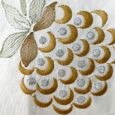 Cream Gift Bag - Gold Floral Embroidery 6