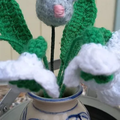 Crochet snow drops with mouse and leaves 5