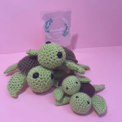 Crochet turtle toy 1