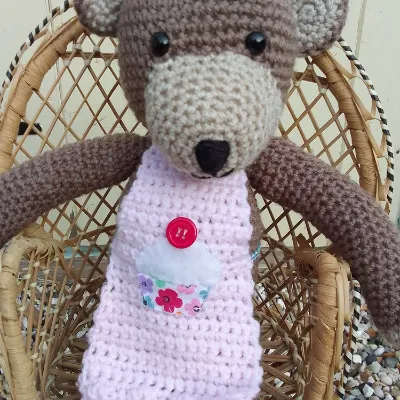 Crochet vintage style teddy Bear with ap 4