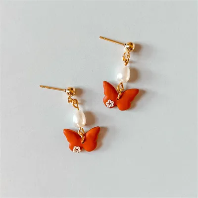 Delicate Butterfly Pearl Earrings 1