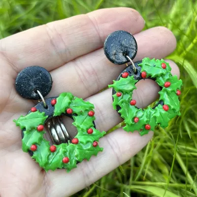 Fabulous Christmas Holly Wreath Earrings 3