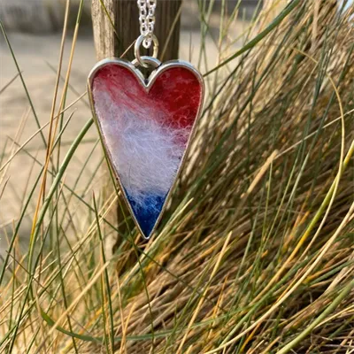 Felt Heart Necklace (720) 1