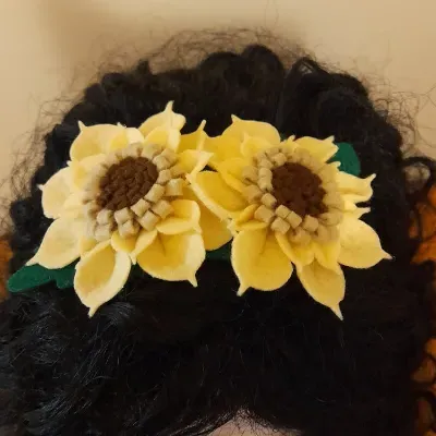 Felt Sunflower Hair Fashion Accessory, 2