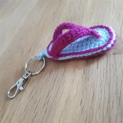 Flip flop keyring