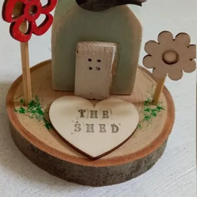 Garden shed with bird and flowers on nat 3
