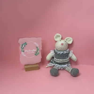 Hand knitted mouse in dress 1