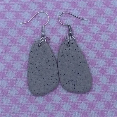 Irregular teardrop dangles spring fling granite 2