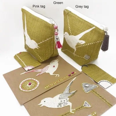 Mother’s Day Makeup Bag Gift Set, Linen  3