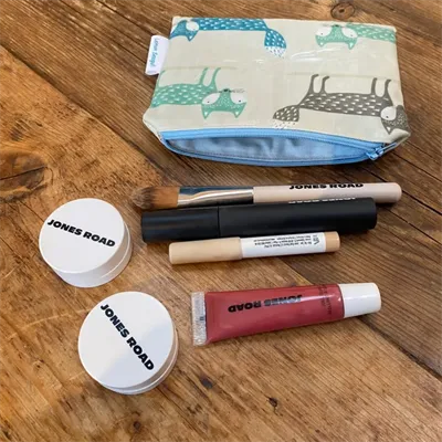 Oil Cloth Make Up Bag (766) 1