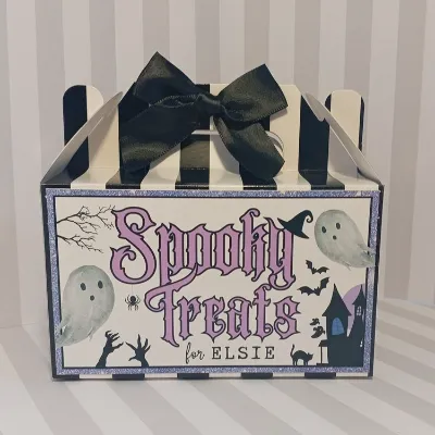 Personalised Halloween Treat Box I Spook 1