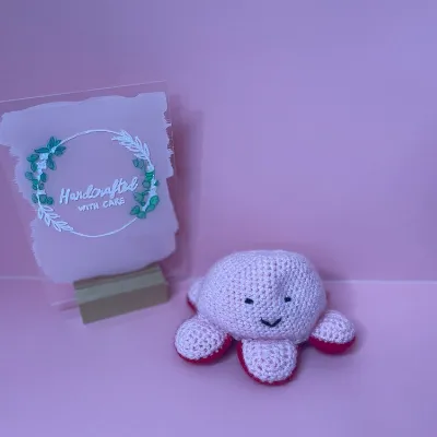 Reversible mood octopus crochet toy 1