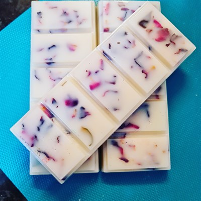 Rose and Champagne Wax Melt Snap Bar by Unique by kirsti
