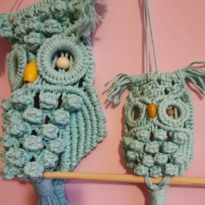 Set of 1 adult and 1 baby Macramé Owls w 6