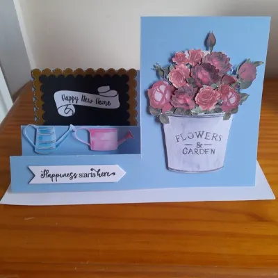 Side fold Happy New Home with Roses card 1
