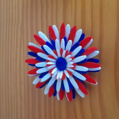 Single Felt Flower Hair Alligator clip. 3