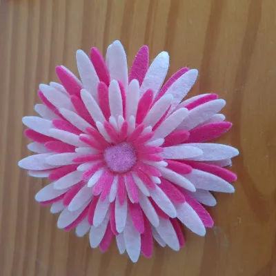 Single Felt Flower Hair Alligator clip. 10