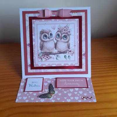 This easel Owl Birthday card. 1