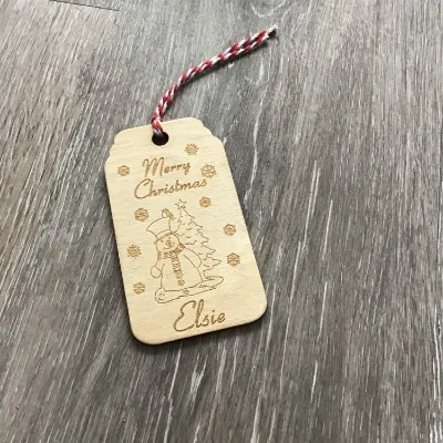 Wooden engraved personalised gift tag, s 7