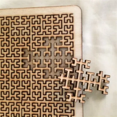 Wooden Square Fractal Tray Puzzle