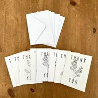 8 Cards, including 8 envelopes to match