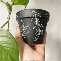 Black Leaf Pattern Terracotta Plant Pot