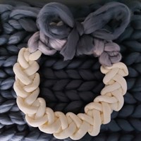 Chunky Knit Wreath - small circle