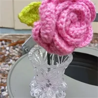 Crochet dusky pink rose lime green leaf  1