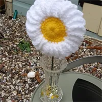 Daisy crochet immatation flower in cryst 5 gallery shot 12