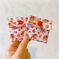 Discreet Sanitary Pouch Spring Flowers 2