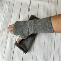 Fingerless Mitts, Dark Grey Mitts, Glove