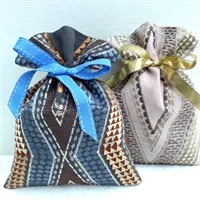 Gift Bag Linen With Patterned Embroidery