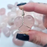 Rose Quartz heart shaped pendant