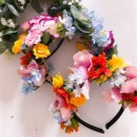 Make Your Own Flower Crown Kit faux flower crowns gallery shot 13