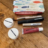 Oil Cloth Make Up Bag (776)