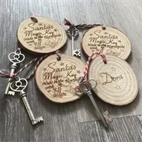 Personalised engraved Santa key Christma 1