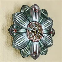Resin Metallic Flower Clock Silver Green 3