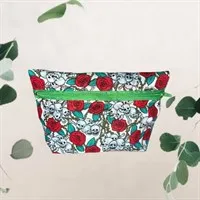 Skulls And Roses Make Up Bag