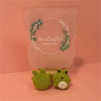 Small crochet frog 3 gallery shot 14