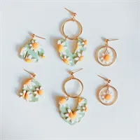 Spring Daisy Jumper Style Earrings 1