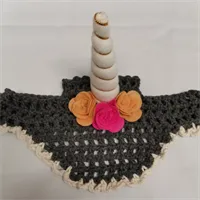 These Horse Unicorn cap/bonnet/ Horses e 5